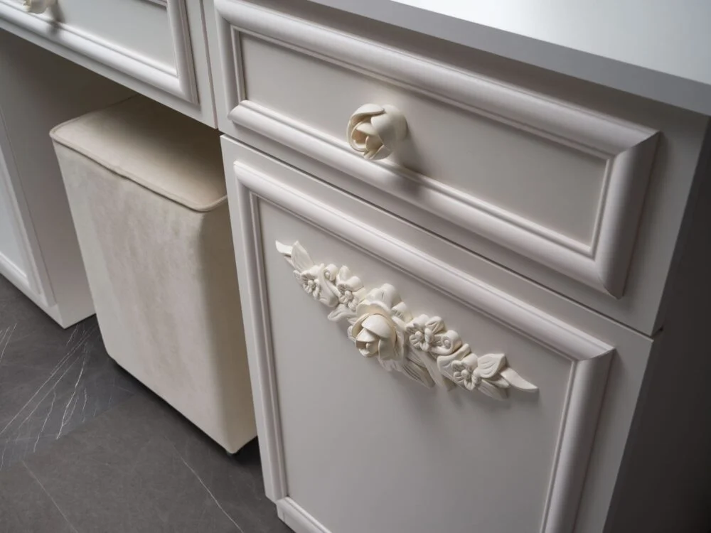 Barock Schlafzimmer Nora in Beige 7-Teilig – Bild 2